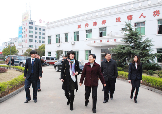 江西省藥監(jiān)局領(lǐng)導(dǎo)到仁和集團調(diào)研