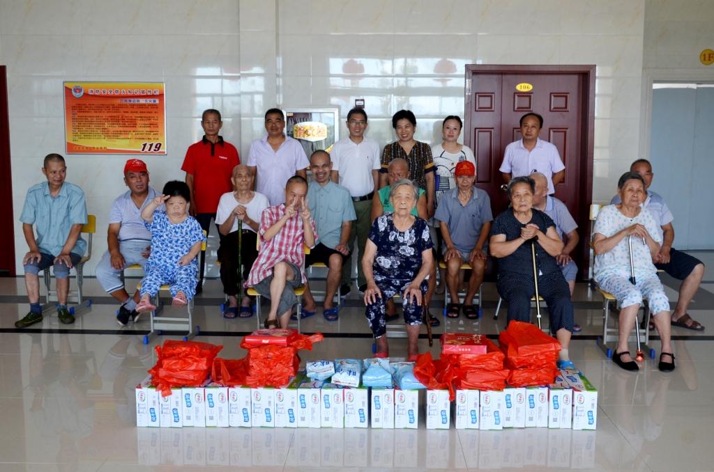 仁和集團2017年中秋前夕走訪福利院