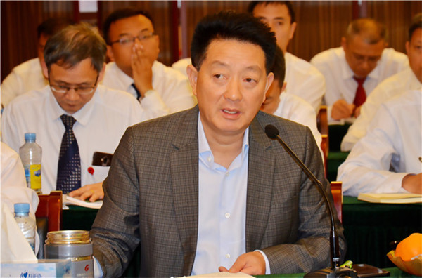 1525307114366061896.jpg 集團(tuán)召開一季度研產(chǎn)銷分析會3.jpg